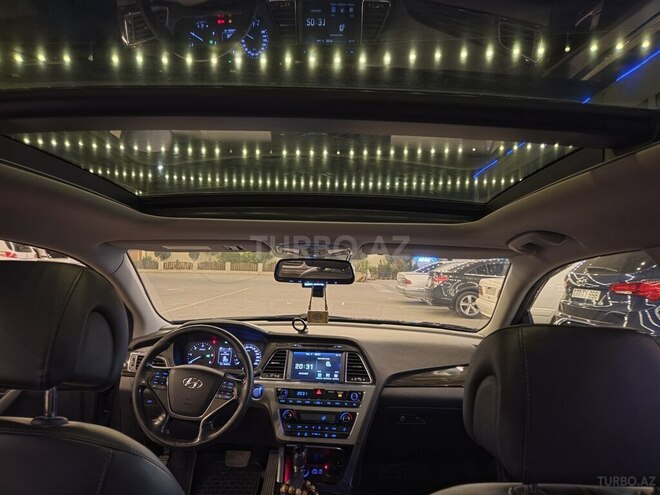 Hyundai Sonata-5