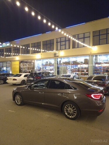 Hyundai Sonata-3