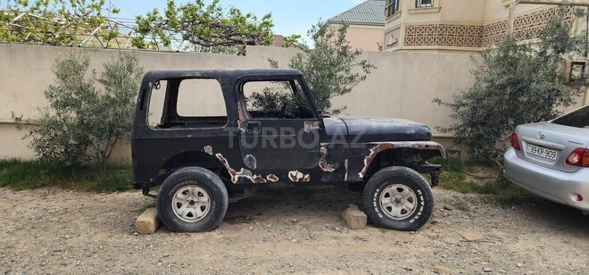 Jeep Wrangler-3