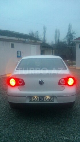 Volkswagen Passat-13