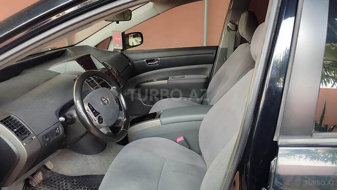 Toyota Prius-6