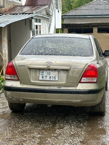 Hyundai Elantra-4
