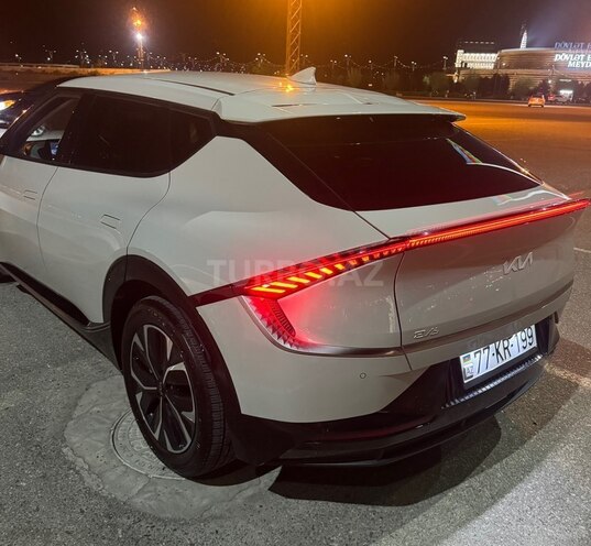 Kia EV6-7