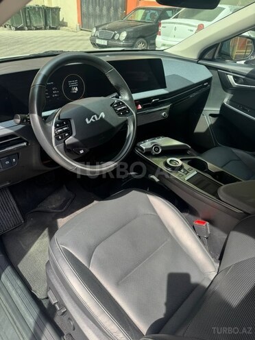 Kia EV6-14