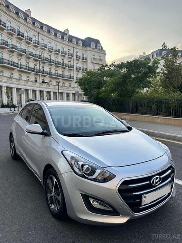 Hyundai i30-2