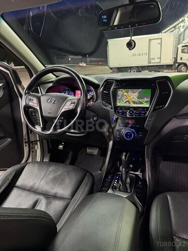 Hyundai Santa Fe-11