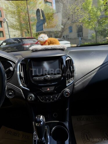 Chevrolet Cruze-5