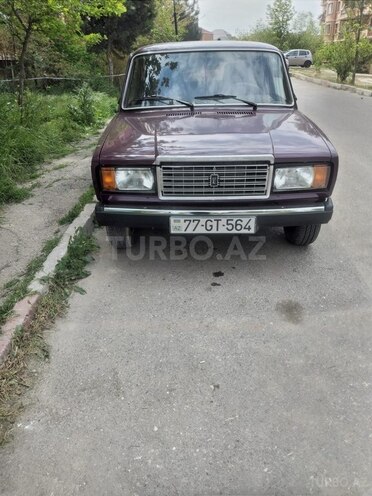 LADA (VAZ) 2107-1