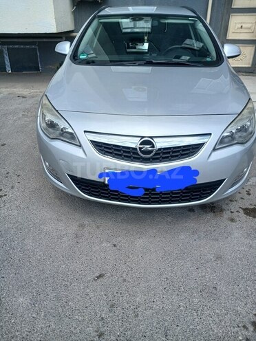 Opel Astra-1