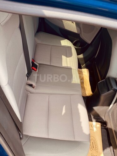 Hyundai Elantra-6