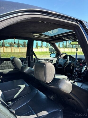 Mercedes E 280-14