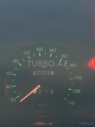 Ford Transit-8