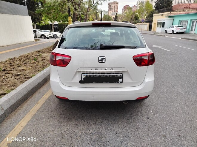 SEAT Ibiza-3