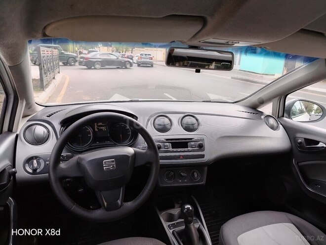 SEAT Ibiza-9