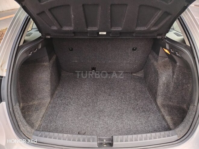 SEAT Ibiza-11