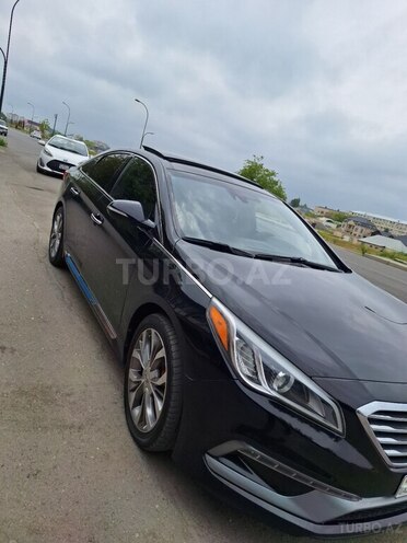 Hyundai Sonata-2