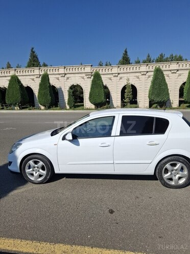 Opel Astra-3
