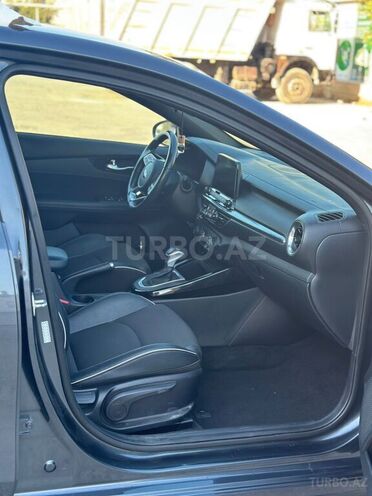 Kia Forte-13