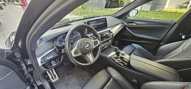 BMW 530e-9