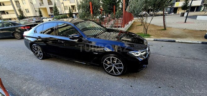 BMW 530e-4