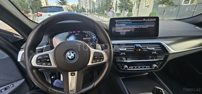 BMW 530e-5