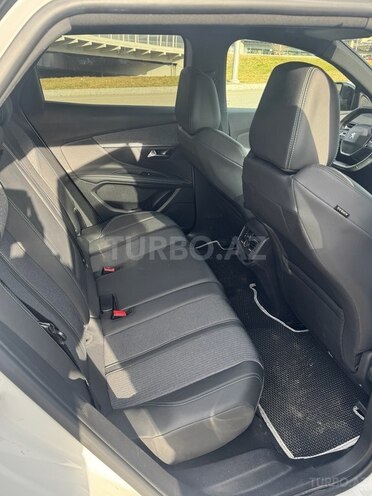 Peugeot 3008-4