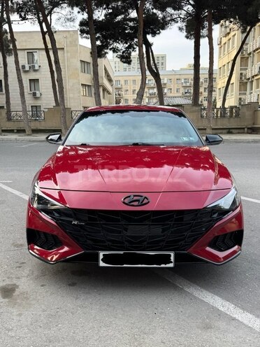 Hyundai Elantra-1