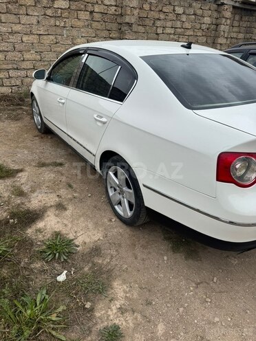 Volkswagen Passat-2