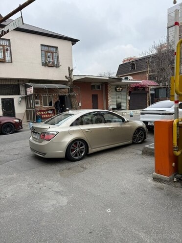 Chevrolet Cruze-3