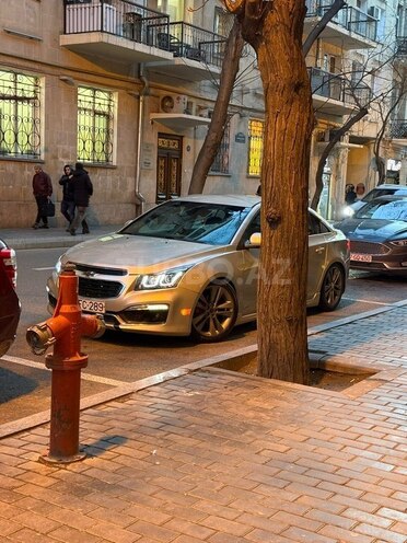 Chevrolet Cruze-11