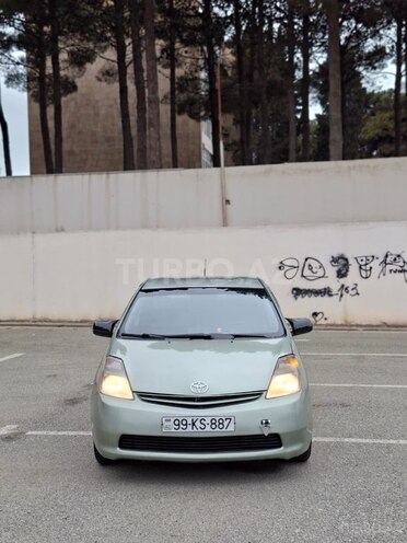 Toyota Prius-1