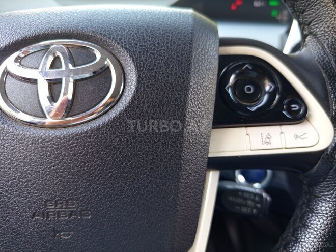 Toyota Prius-20