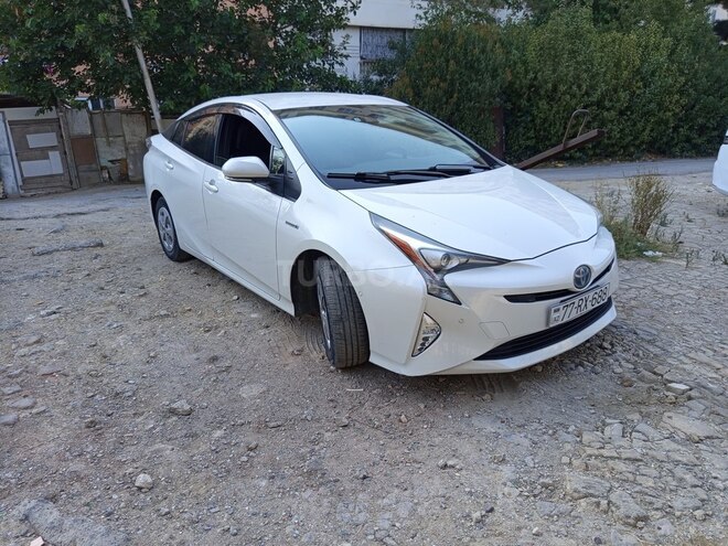 Toyota Prius-1
