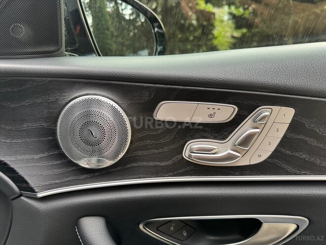 Mercedes E 350-13