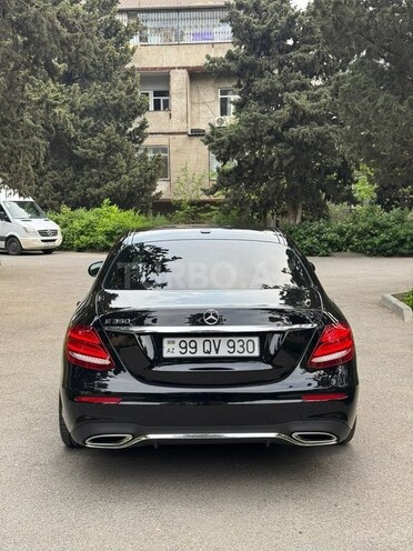 Mercedes E 350-2