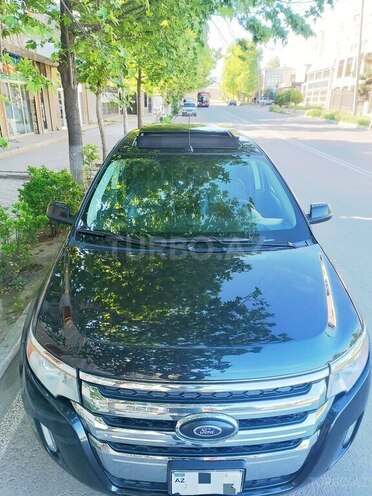 Ford Edge-3