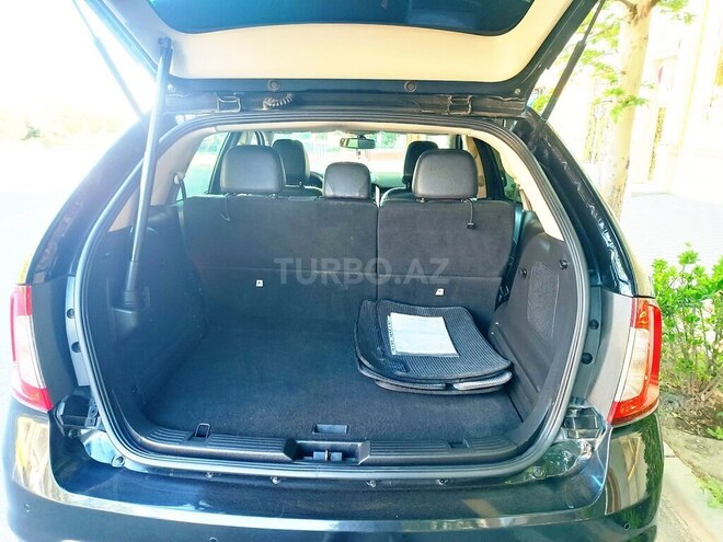 Ford Edge-5