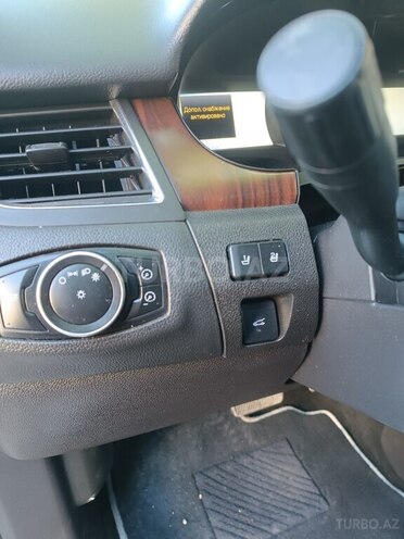 Ford Edge-14