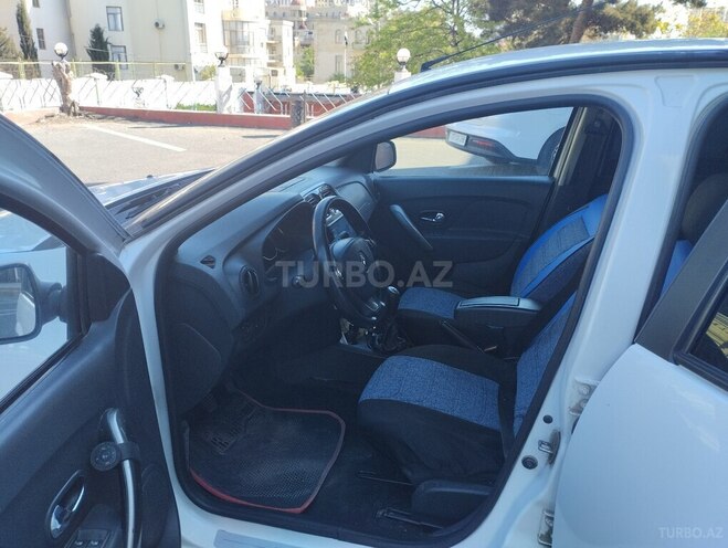Renault Logan 2013, 211,425 km - 1.6 l - Bakı