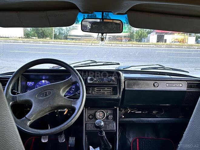 LADA (VAZ) 2107-4