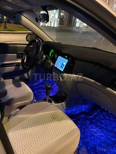 Hyundai Accent-8