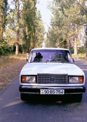 LADA (VAZ) 2107-1