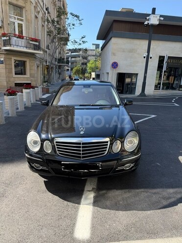 Mercedes E 350 4MATIC-1