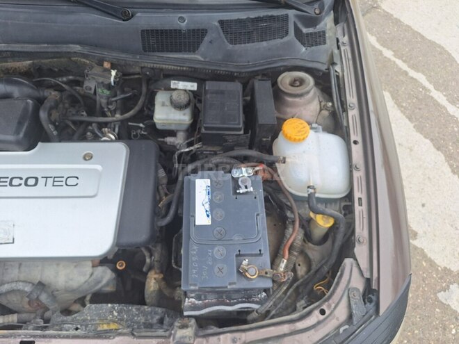 Opel Astra-13