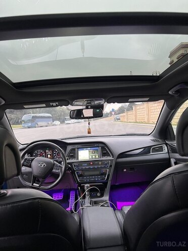 Hyundai Sonata-4