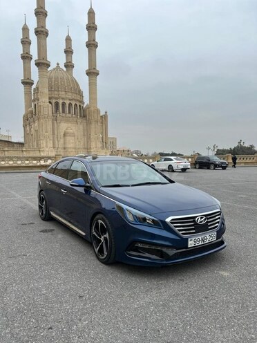 Hyundai Sonata-12