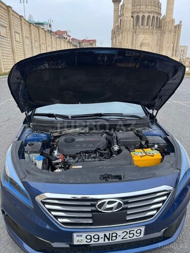 Hyundai Sonata-2