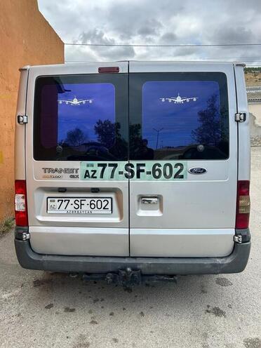 Ford Transit-2