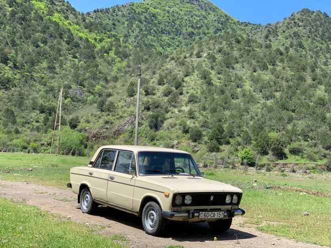LADA (VAZ) 2106-7