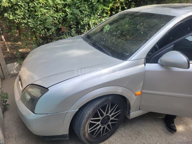 Opel Vectra-4